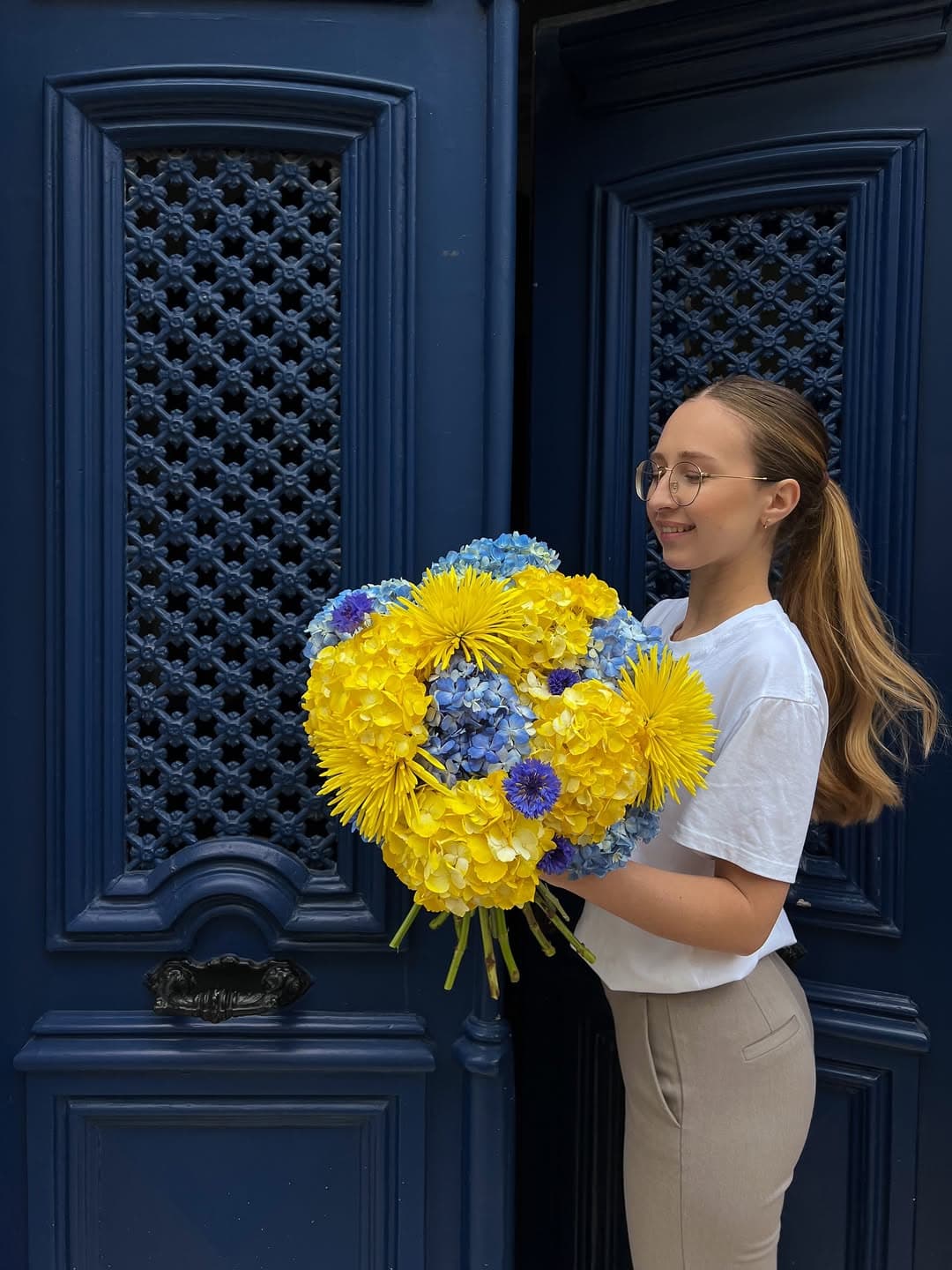 Dana Tsyganok, founder of Flores Island florist Lisbon